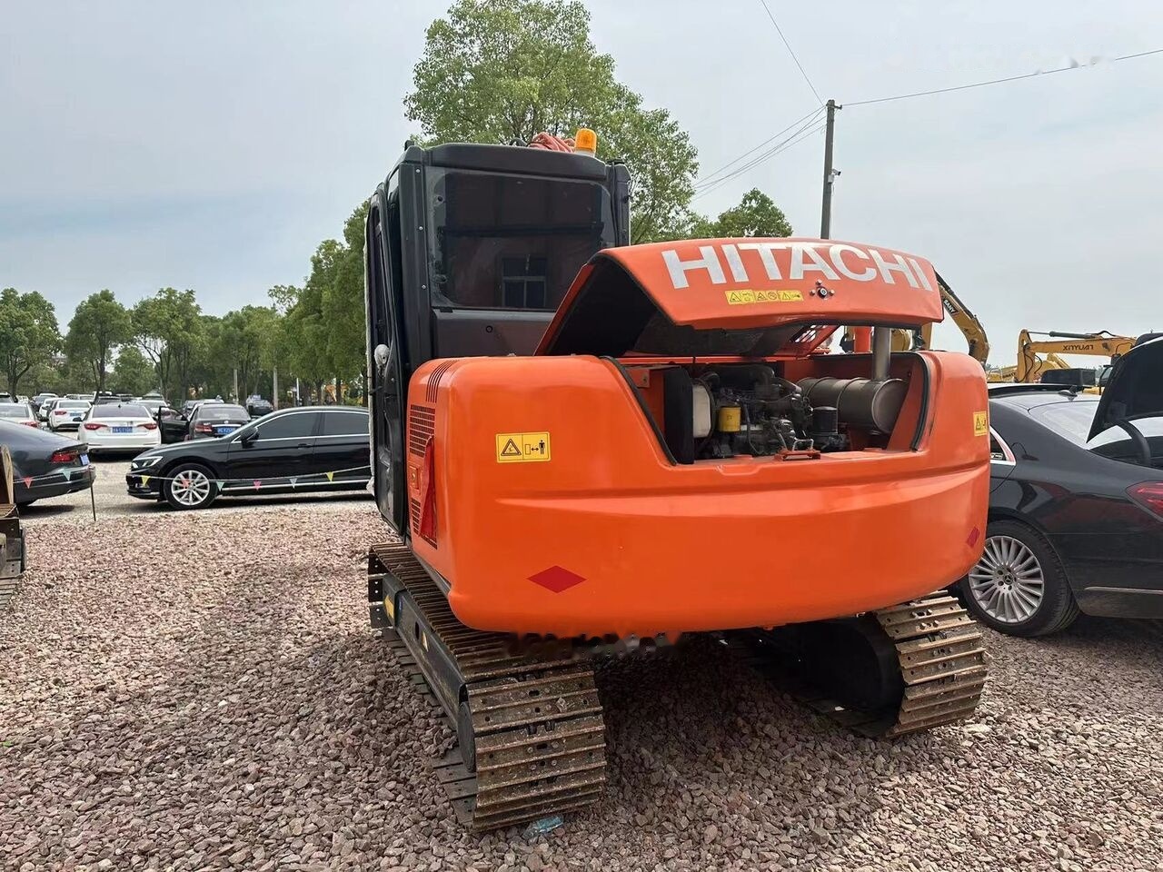 Hitachi ZX70 - Minikuormaaja: kuva Hitachi ZX70 - Minikuormaaja Hitachi ZX70 - Minikuormaaja: kuva Hitachi ZX70 - Minikuormaaja
