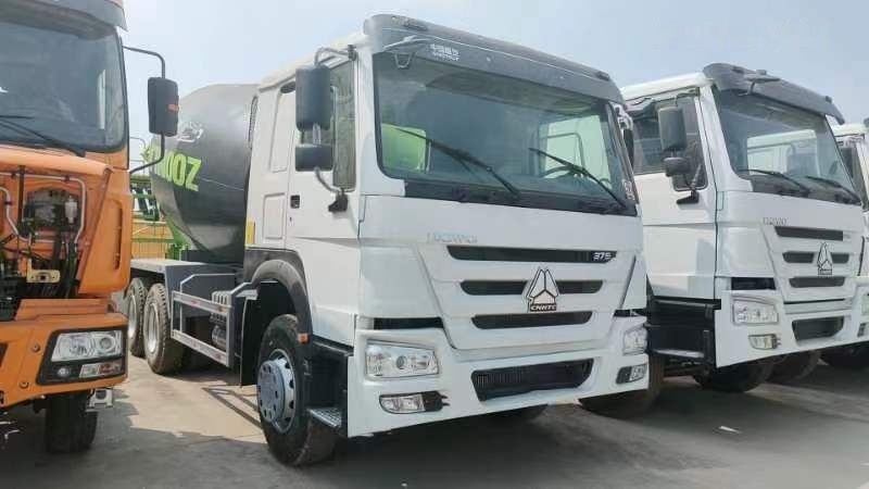 Howo 371 - Betoniauto: kuva Howo 371 - Betoniauto Howo 371 - Betoniauto: kuva Howo 371 - Betoniauto