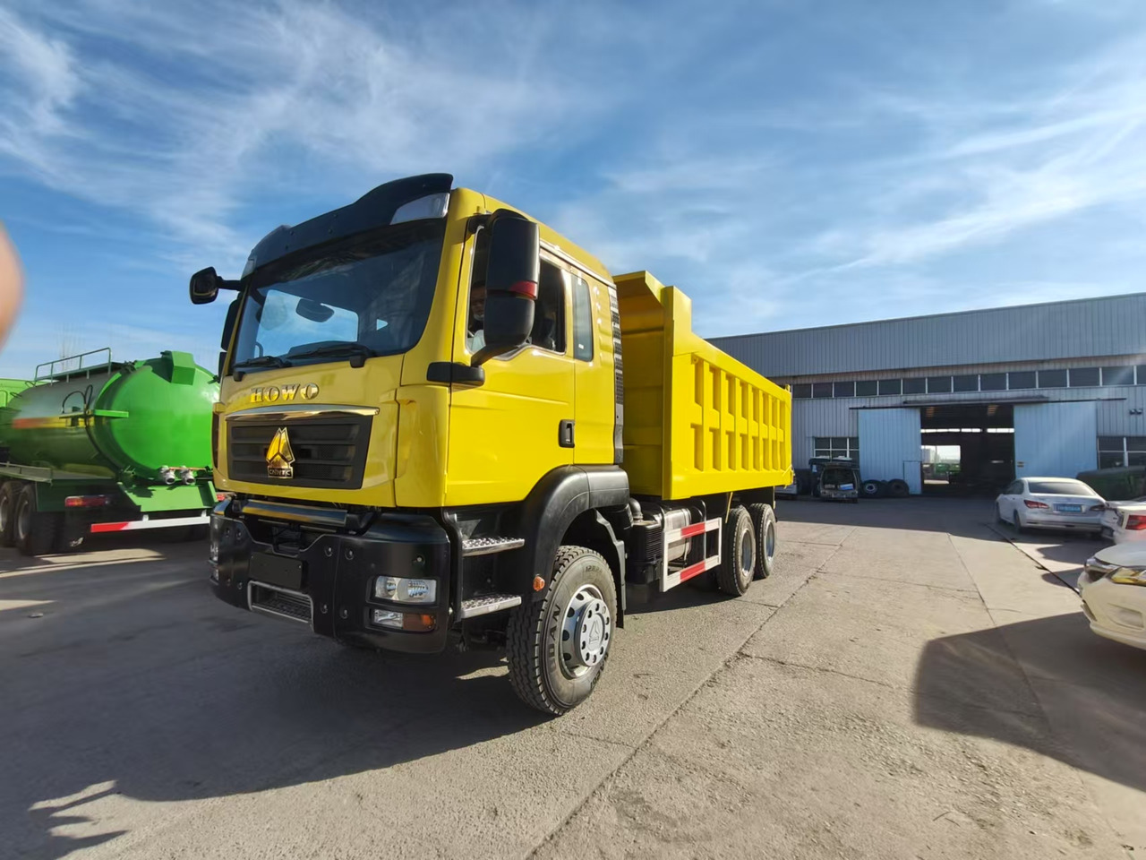 Howo HOWO TX 6X4 Dump Truck - Kippiauto kuorma-auto: kuva Howo HOWO TX 6X4 Dump Truck - Kippiauto kuorma-auto Howo HOWO TX 6X4 Dump Truck - Kippiauto kuorma-auto: kuva Howo HOWO TX 6X4 Dump Truck - Kippiauto kuorma-auto