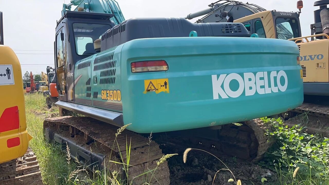 Telakaivukone Kobelco SK350: kuva Telakaivukone Kobelco SK350 Telakaivukone Kobelco SK350: kuva Telakaivukone Kobelco SK350