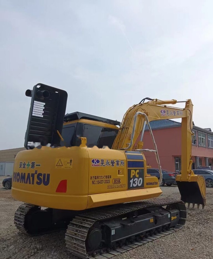 Komatsu PC130 - Telakaivukone: kuva Komatsu PC130 - Telakaivukone Komatsu PC130 - Telakaivukone: kuva Komatsu PC130 - Telakaivukone
