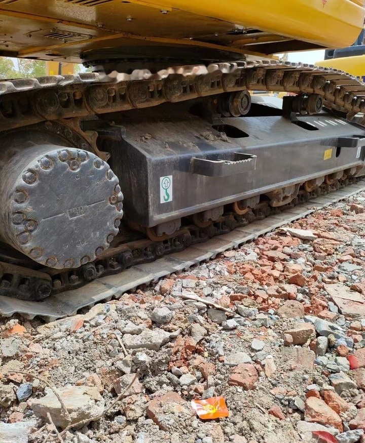 Komatsu PC160 - Telakaivukone: kuva Komatsu PC160 - Telakaivukone Komatsu PC160 - Telakaivukone: kuva Komatsu PC160 - Telakaivukone