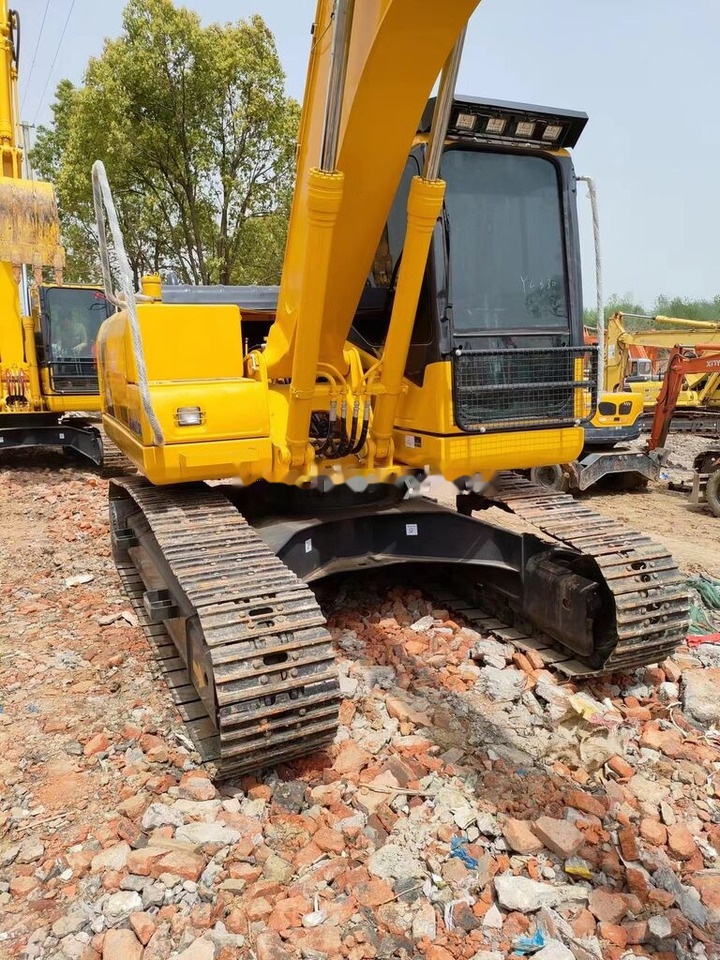 Komatsu PC160 - Telakaivukone: kuva Komatsu PC160 - Telakaivukone Komatsu PC160 - Telakaivukone: kuva Komatsu PC160 - Telakaivukone
