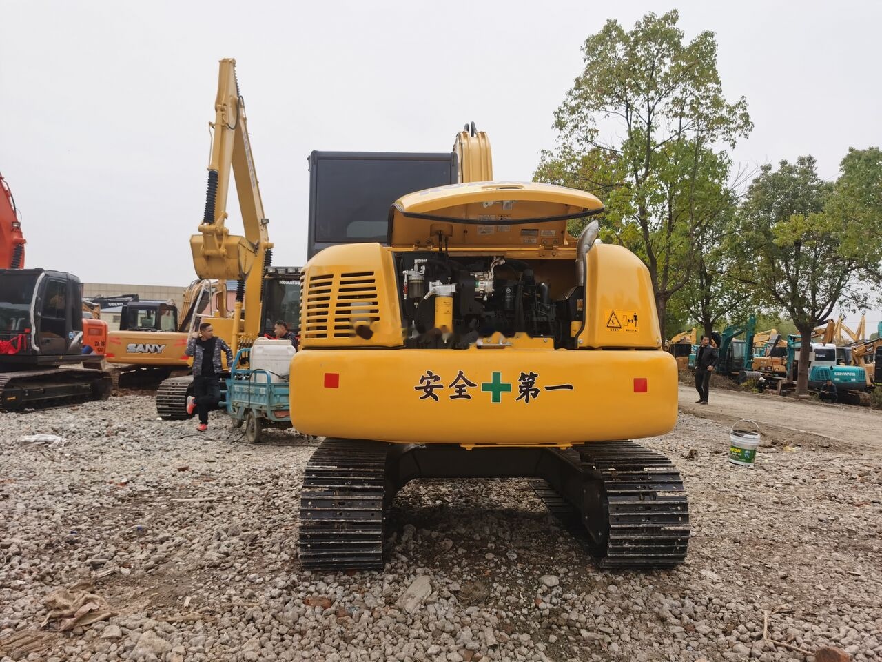 Komatsu PC70-8 - Telakaivukone: kuva Komatsu PC70-8 - Telakaivukone Komatsu PC70-8 - Telakaivukone: kuva Komatsu PC70-8 - Telakaivukone