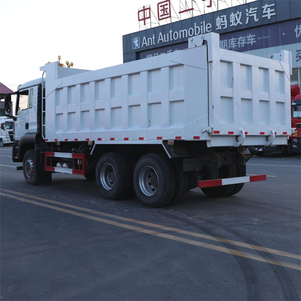 SINOTRUK HOWO T5G - Kippiauto kuorma-auto: kuva SINOTRUK HOWO T5G - Kippiauto kuorma-auto SINOTRUK HOWO T5G - Kippiauto kuorma-auto: kuva SINOTRUK HOWO T5G - Kippiauto kuorma-auto