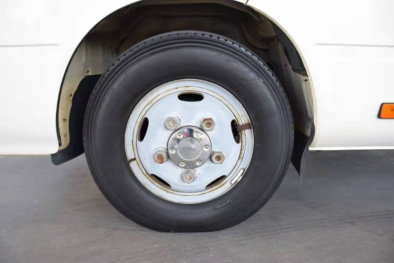 Toyota Coaster - Linja-auto: kuva Toyota Coaster - Linja-auto Toyota Coaster - Linja-auto: kuva Toyota Coaster - Linja-auto
