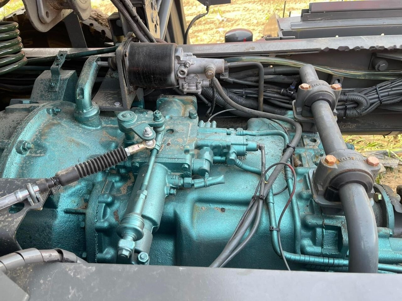 Howo 371 - Vetopöytäauto: kuva Howo 371 - Vetopöytäauto Howo 371 - Vetopöytäauto: kuva Howo 371 - Vetopöytäauto