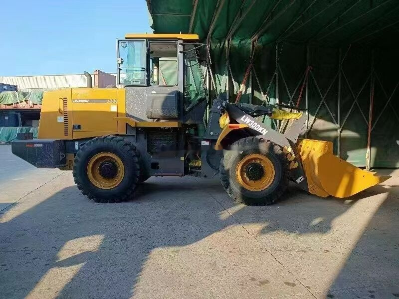 XCMG LW300KN - Pyöräkuormaaja: kuva XCMG LW300KN - Pyöräkuormaaja XCMG LW300KN - Pyöräkuormaaja: kuva XCMG LW300KN - Pyöräkuormaaja