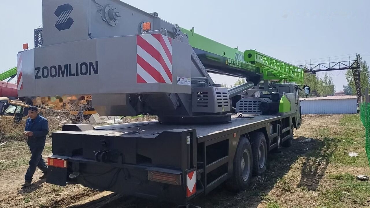 Zoomlion ZTC300V Crane - Ajoneuvonosturi: kuva Zoomlion ZTC300V Crane - Ajoneuvonosturi Zoomlion ZTC300V Crane - Ajoneuvonosturi: kuva Zoomlion ZTC300V Crane - Ajoneuvonosturi