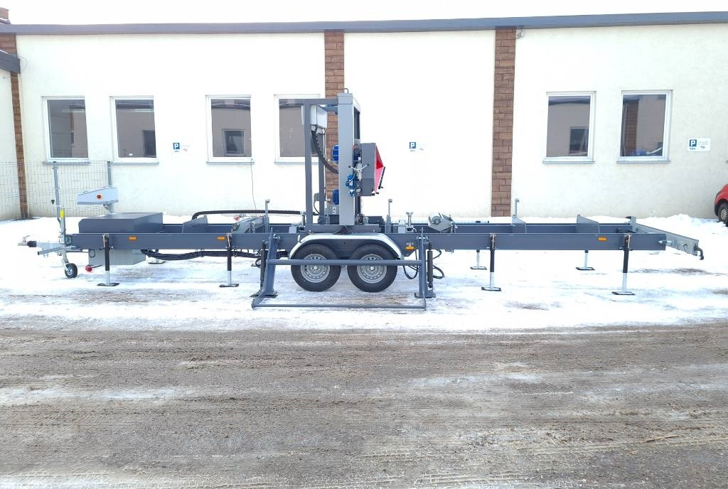 Uusi Metsäkone Trak-Met Trak Taśmowy z hydrauliką mobilny TTP-600 PREMIUM: kuva Uusi Metsäkone Trak-Met Trak Taśmowy z hydrauliką mobilny TTP-600 PREMIUM