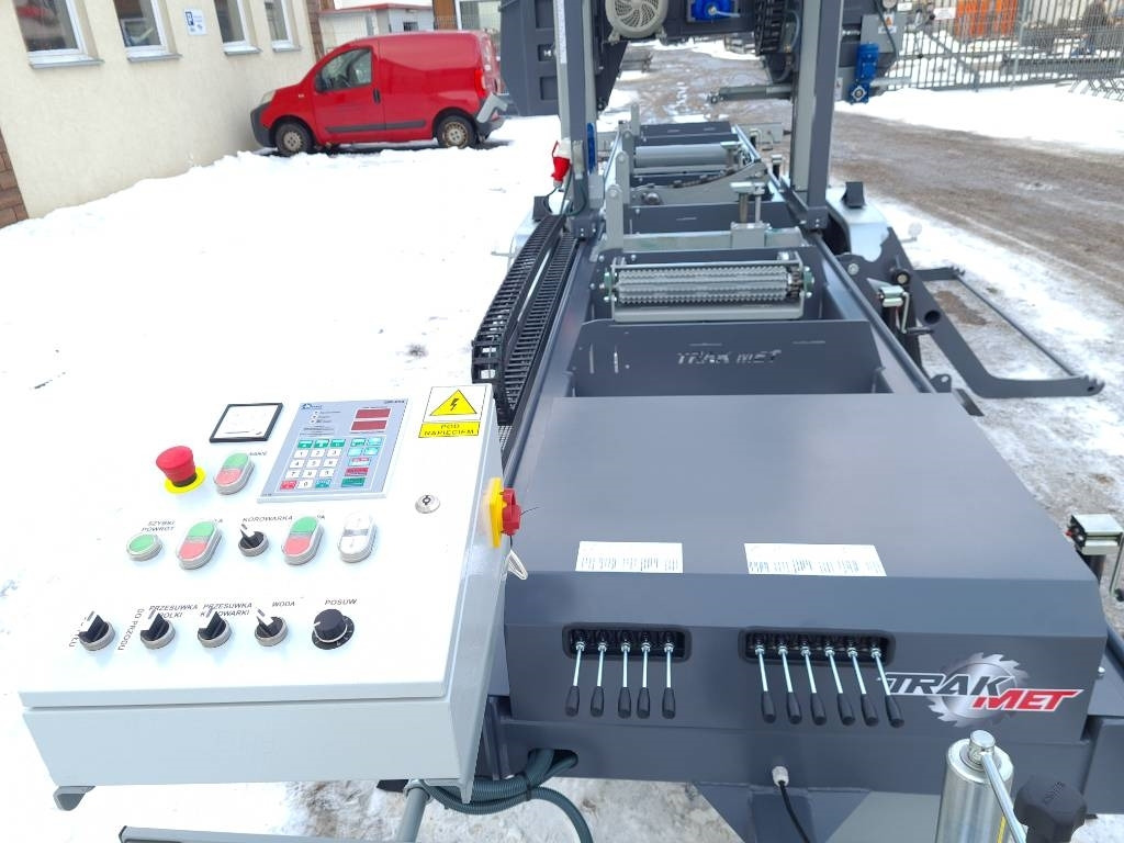 Uusi Metsäkone Trak-Met Trak Taśmowy z hydrauliką mobilny TTP-600 PREMIUM: kuva Uusi Metsäkone Trak-Met Trak Taśmowy z hydrauliką mobilny TTP-600 PREMIUM