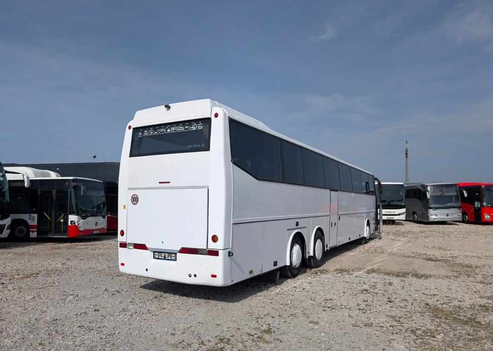 Bova FHD - Turistibussi: kuva Bova FHD - Turistibussi Bova FHD - Turistibussi: kuva Bova FHD - Turistibussi