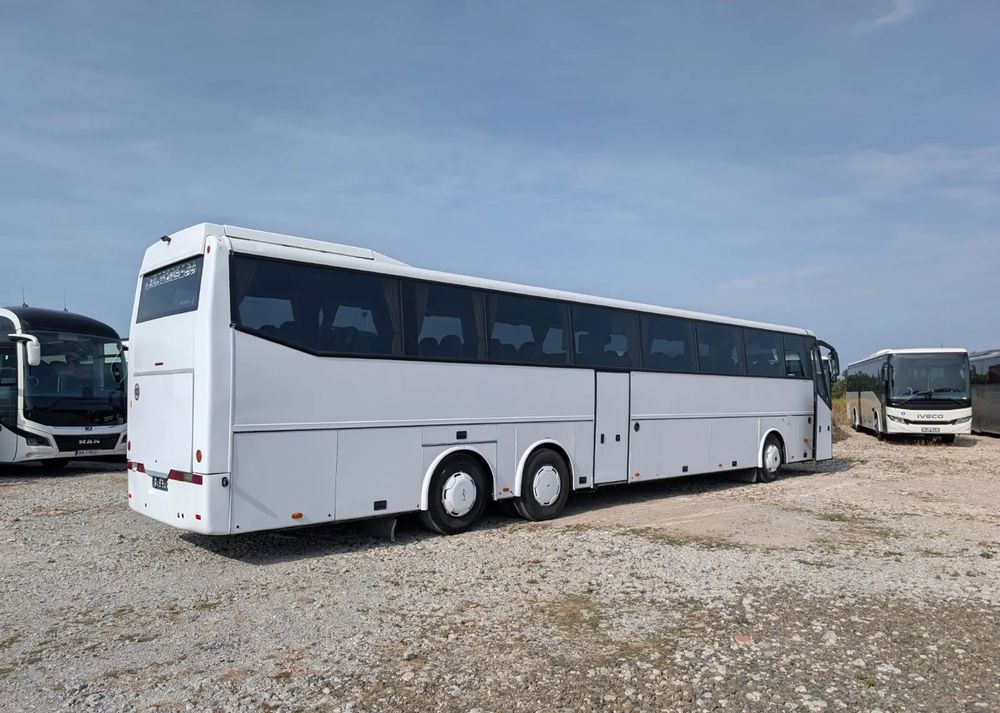 Bova FHD - Turistibussi: kuva Bova FHD - Turistibussi Bova FHD - Turistibussi: kuva Bova FHD - Turistibussi