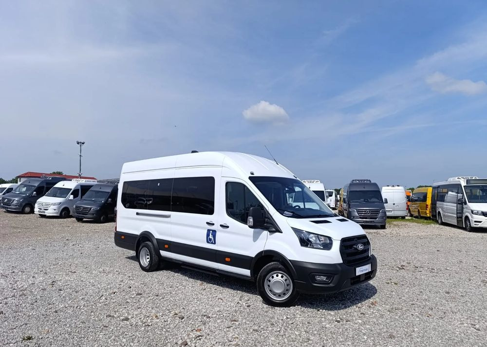 Ford Transit - Minibussi, Pikkubussi: kuva Ford Transit - Minibussi, Pikkubussi Ford Transit - Minibussi, Pikkubussi: kuva Ford Transit - Minibussi, Pikkubussi
