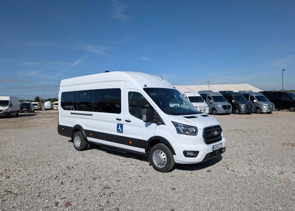 Ford Transit - Minibussi, Pikkubussi: kuva Ford Transit - Minibussi, Pikkubussi Ford Transit - Minibussi, Pikkubussi: kuva Ford Transit - Minibussi, Pikkubussi