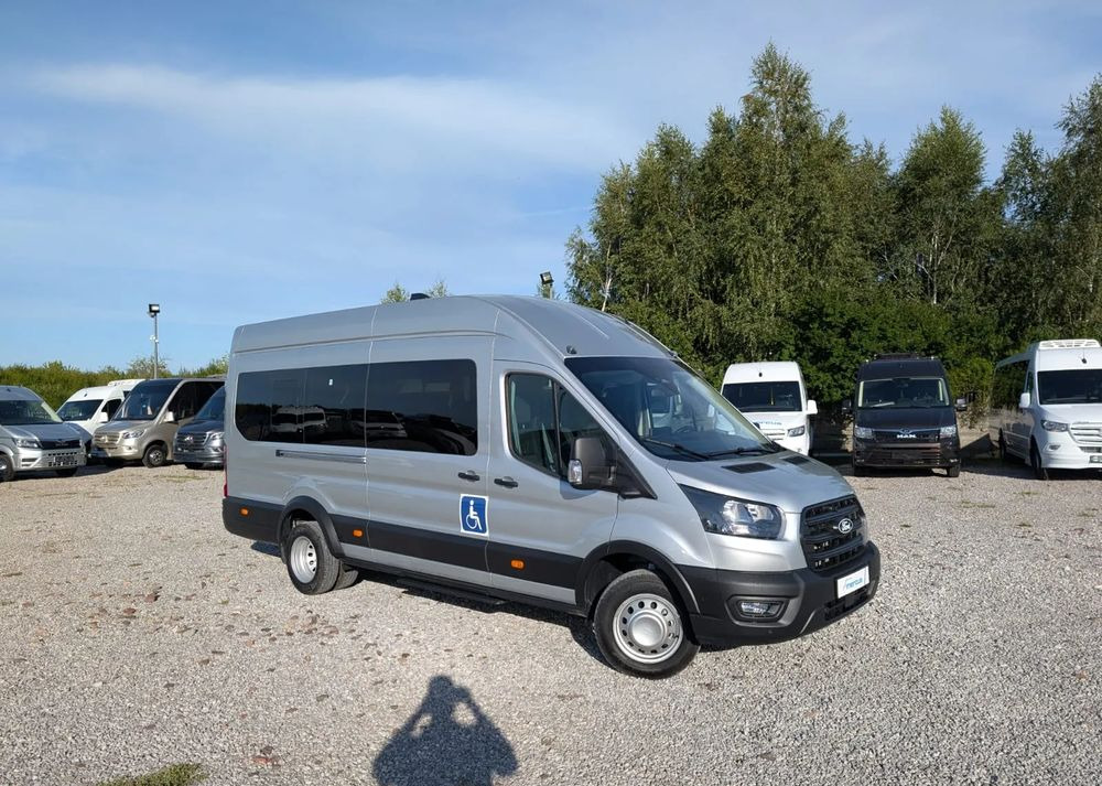 Ford Transit - Minibussi, Pikkubussi: kuva Ford Transit - Minibussi, Pikkubussi Ford Transit - Minibussi, Pikkubussi: kuva Ford Transit - Minibussi, Pikkubussi