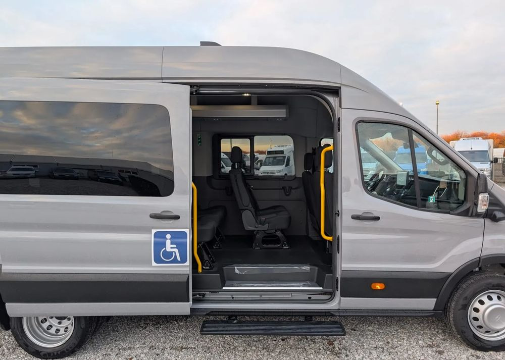 Uusi Minibussi, Pikkubussi Ford Transit: kuva Uusi Minibussi, Pikkubussi Ford Transit Uusi Minibussi, Pikkubussi Ford Transit: kuva Uusi Minibussi, Pikkubussi Ford Transit