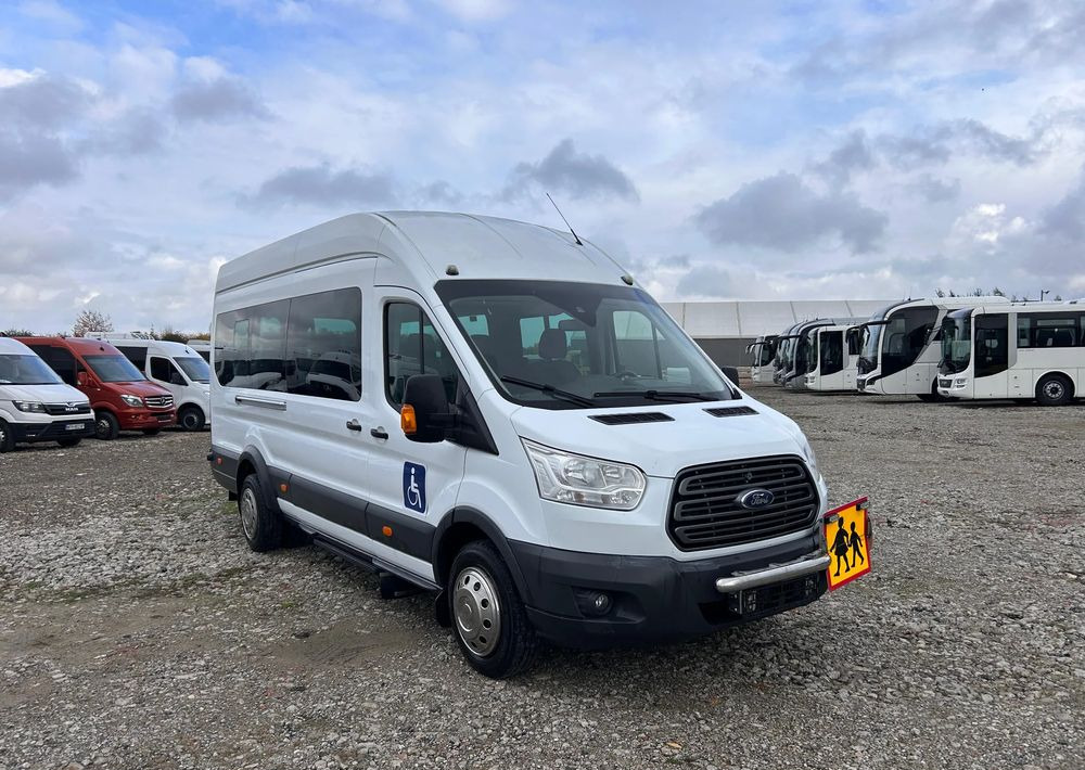 Ford Transit - Minibussi, Pikkubussi: kuva  Ford Transit - Minibussi, Pikkubussi Ford Transit - Minibussi, Pikkubussi: kuva  Ford Transit - Minibussi, Pikkubussi