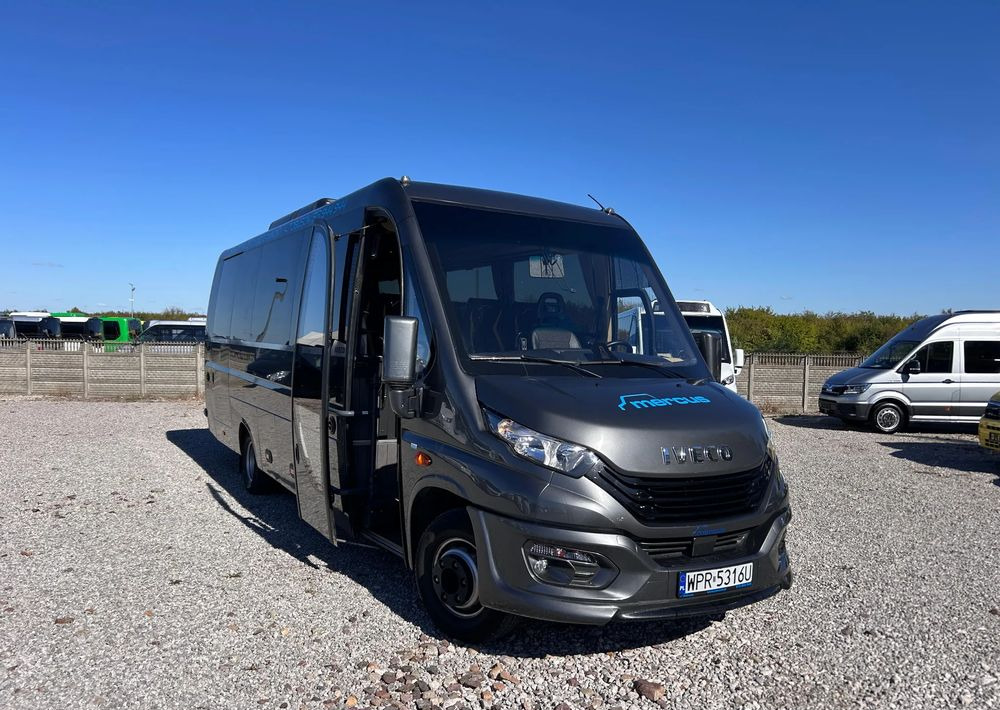 Iveco Daily - Minibussi, Pikkubussi: kuva Iveco Daily - Minibussi, Pikkubussi Iveco Daily - Minibussi, Pikkubussi: kuva Iveco Daily - Minibussi, Pikkubussi