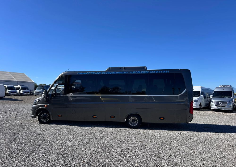 Iveco Daily - Minibussi, Pikkubussi: kuva Iveco Daily - Minibussi, Pikkubussi Iveco Daily - Minibussi, Pikkubussi: kuva Iveco Daily - Minibussi, Pikkubussi