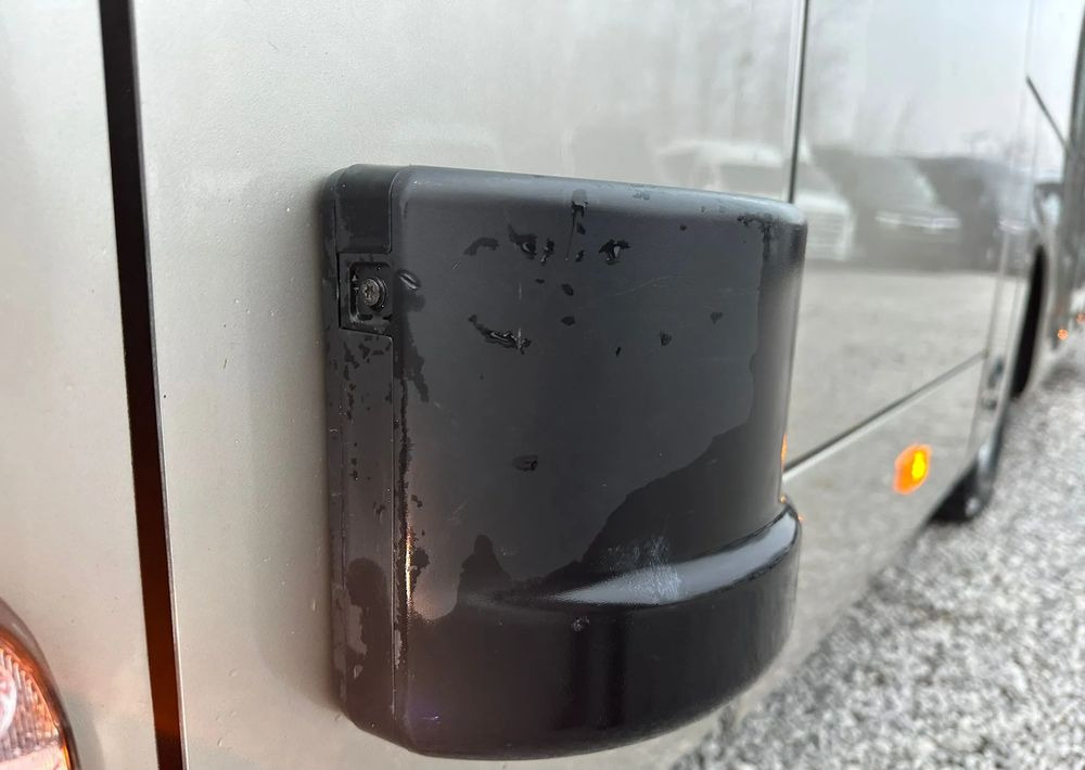 Iveco Daily - Minibussi, Pikkubussi: kuva Iveco Daily - Minibussi, Pikkubussi Iveco Daily - Minibussi, Pikkubussi: kuva Iveco Daily - Minibussi, Pikkubussi