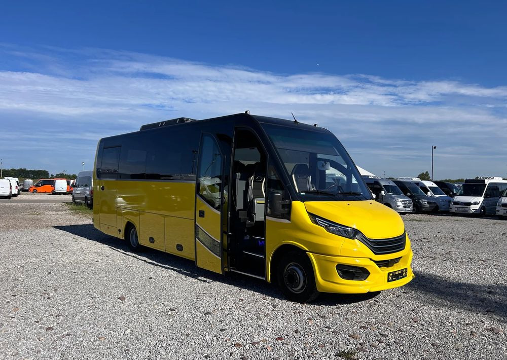 Iveco Daily - Minibussi, Pikkubussi: kuva  Iveco Daily - Minibussi, Pikkubussi Iveco Daily - Minibussi, Pikkubussi: kuva  Iveco Daily - Minibussi, Pikkubussi