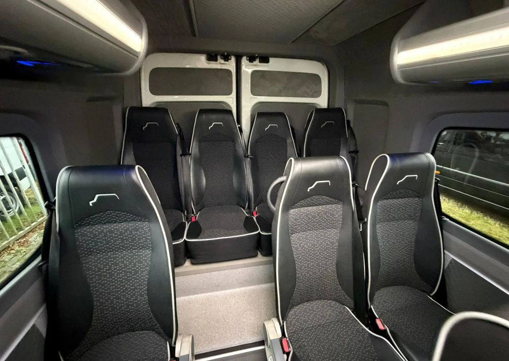 MAN TGE - Minibussi, Pikkubussi: kuva MAN TGE - Minibussi, Pikkubussi MAN TGE - Minibussi, Pikkubussi: kuva MAN TGE - Minibussi, Pikkubussi