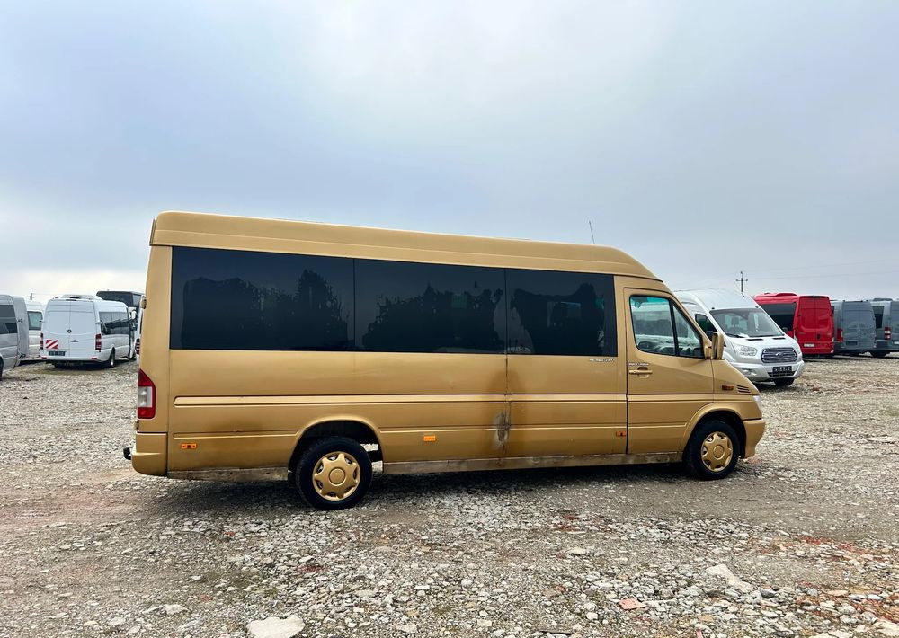 Mercedes-Benz Sprinter 311 - Minibussi, Pikkubussi: kuva Mercedes-Benz Sprinter 311 - Minibussi, Pikkubussi Mercedes-Benz Sprinter 311 - Minibussi, Pikkubussi: kuva Mercedes-Benz Sprinter 311 - Minibussi, Pikkubussi