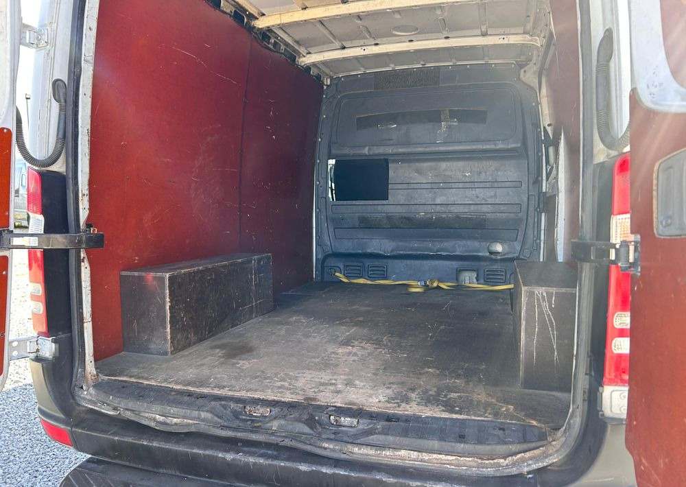 Mercedes-Benz Sprinter 313 - Pakettiauto: kuva  Mercedes-Benz Sprinter 313 - Pakettiauto Mercedes-Benz Sprinter 313 - Pakettiauto: kuva  Mercedes-Benz Sprinter 313 - Pakettiauto
