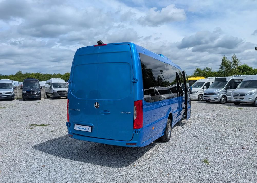 Mercedes-Benz Sprinter 517 - Minibussi, Pikkubussi: kuva  Mercedes-Benz Sprinter 517 - Minibussi, Pikkubussi Mercedes-Benz Sprinter 517 - Minibussi, Pikkubussi: kuva  Mercedes-Benz Sprinter 517 - Minibussi, Pikkubussi