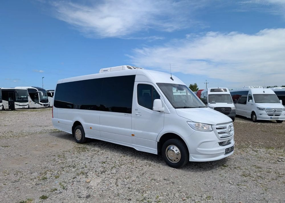 Mercedes-Benz Sprinter 517 - Minibussi, Pikkubussi: kuva Mercedes-Benz Sprinter 517 - Minibussi, Pikkubussi Mercedes-Benz Sprinter 517 - Minibussi, Pikkubussi: kuva Mercedes-Benz Sprinter 517 - Minibussi, Pikkubussi