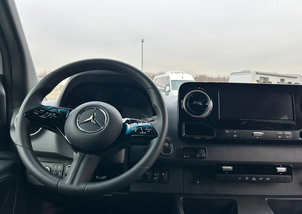 Uusi Minibussi, Pikkubussi Mercedes-Benz Sprinter 517: kuva Uusi Minibussi, Pikkubussi Mercedes-Benz Sprinter 517