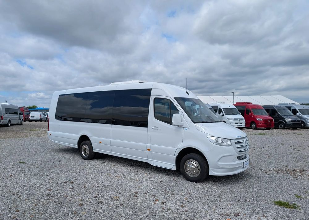 Mercedes-Benz Sprinter 517 - Minibussi, Pikkubussi: kuva  Mercedes-Benz Sprinter 517 - Minibussi, Pikkubussi Mercedes-Benz Sprinter 517 - Minibussi, Pikkubussi: kuva  Mercedes-Benz Sprinter 517 - Minibussi, Pikkubussi