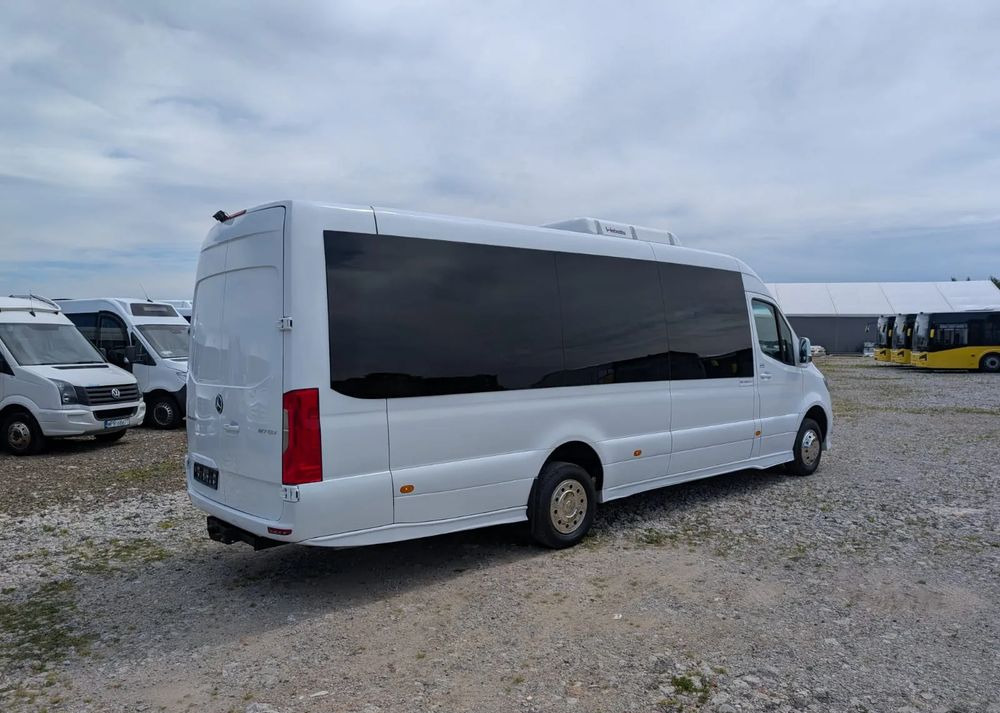 Mercedes-Benz Sprinter 517 - Minibussi, Pikkubussi: kuva Mercedes-Benz Sprinter 517 - Minibussi, Pikkubussi Mercedes-Benz Sprinter 517 - Minibussi, Pikkubussi: kuva Mercedes-Benz Sprinter 517 - Minibussi, Pikkubussi