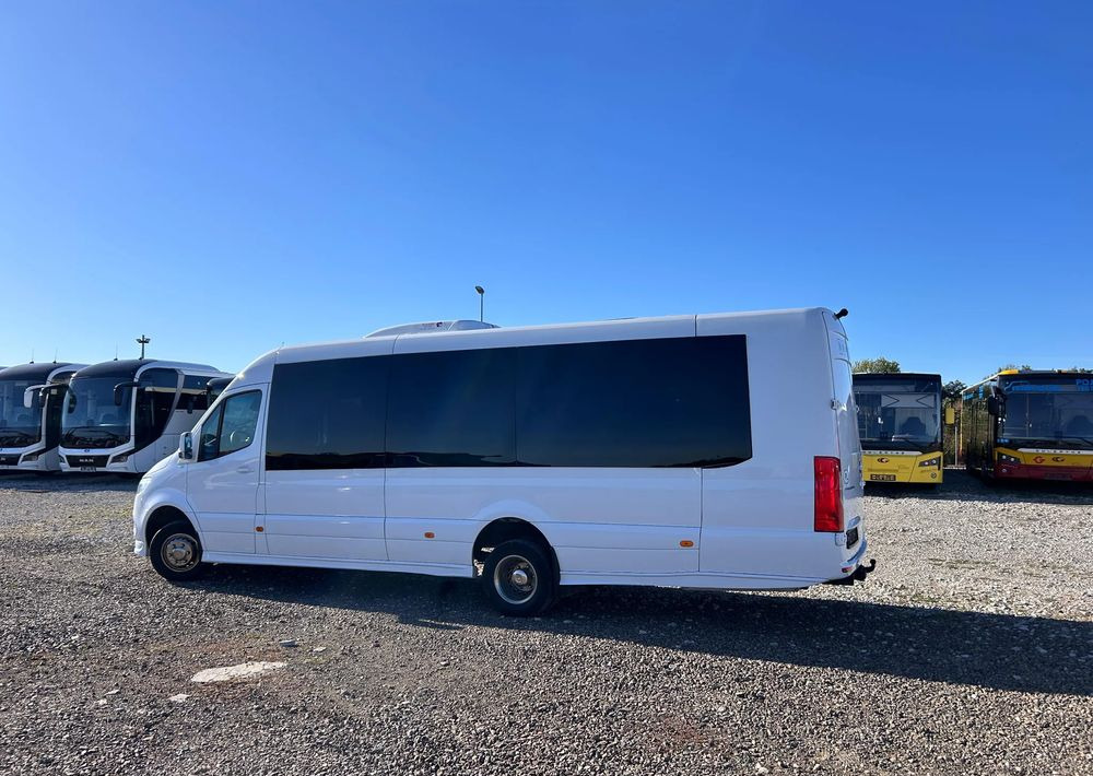 Mercedes-Benz Sprinter 517 - Minibussi, Pikkubussi: kuva Mercedes-Benz Sprinter 517 - Minibussi, Pikkubussi Mercedes-Benz Sprinter 517 - Minibussi, Pikkubussi: kuva Mercedes-Benz Sprinter 517 - Minibussi, Pikkubussi