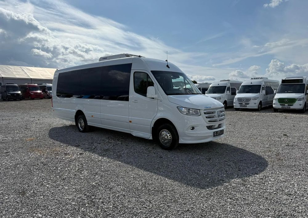 Mercedes-Benz Sprinter 517 - Minibussi, Pikkubussi: kuva  Mercedes-Benz Sprinter 517 - Minibussi, Pikkubussi Mercedes-Benz Sprinter 517 - Minibussi, Pikkubussi: kuva  Mercedes-Benz Sprinter 517 - Minibussi, Pikkubussi