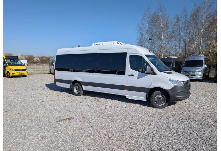 Mercedes-Benz Sprinter 517 - Minibussi, Pikkubussi: kuva  Mercedes-Benz Sprinter 517 - Minibussi, Pikkubussi Mercedes-Benz Sprinter 517 - Minibussi, Pikkubussi: kuva  Mercedes-Benz Sprinter 517 - Minibussi, Pikkubussi