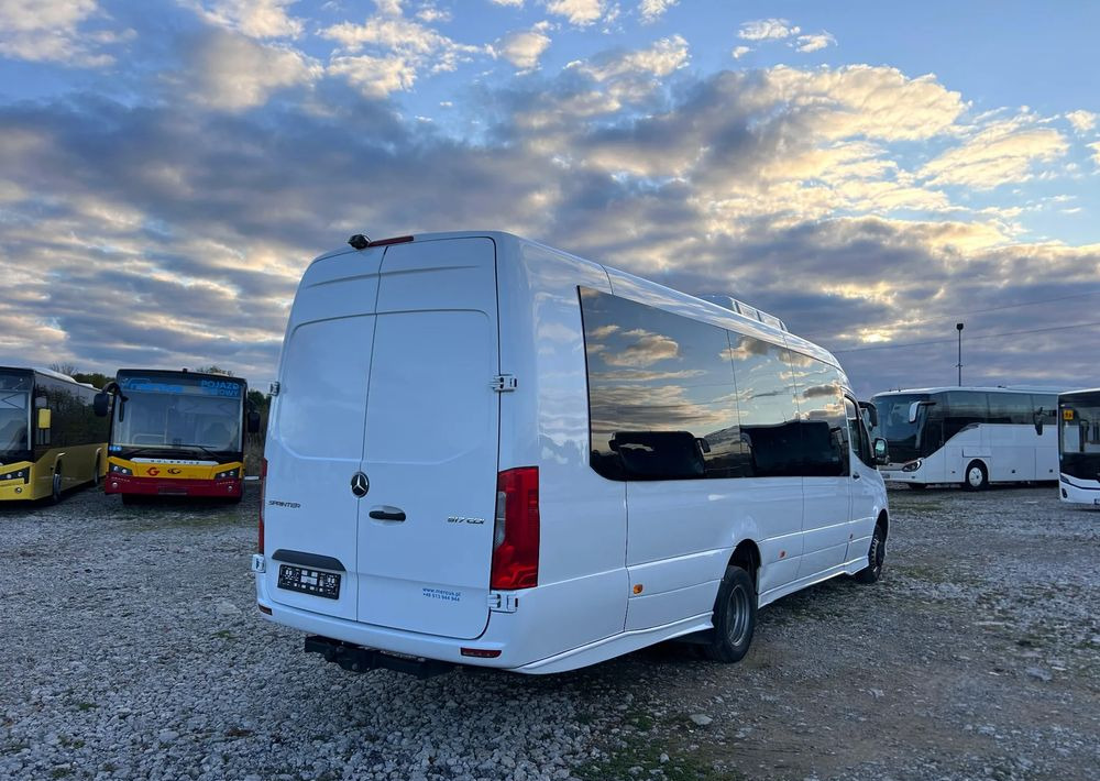 Mercedes-Benz Sprinter 517 - Minibussi, Pikkubussi: kuva Mercedes-Benz Sprinter 517 - Minibussi, Pikkubussi Mercedes-Benz Sprinter 517 - Minibussi, Pikkubussi: kuva Mercedes-Benz Sprinter 517 - Minibussi, Pikkubussi