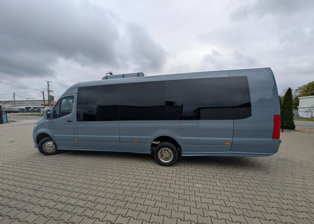 Uusi Minibussi, Pikkubussi Mercedes-Benz Sprinter 519: kuva Uusi Minibussi, Pikkubussi Mercedes-Benz Sprinter 519