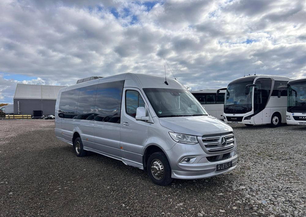 Mercedes-Benz Sprinter 519 - Minibussi, Pikkubussi: kuva Mercedes-Benz Sprinter 519 - Minibussi, Pikkubussi Mercedes-Benz Sprinter 519 - Minibussi, Pikkubussi: kuva Mercedes-Benz Sprinter 519 - Minibussi, Pikkubussi