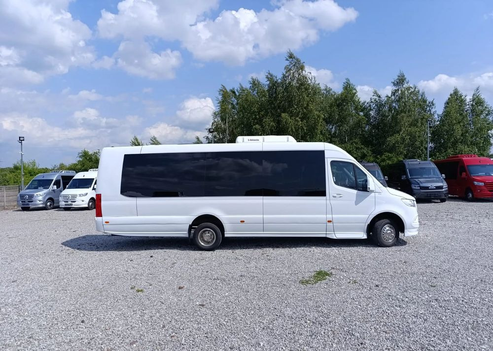 Mercedes-Benz Sprinter 519 - Minibussi, Pikkubussi: kuva Mercedes-Benz Sprinter 519 - Minibussi, Pikkubussi Mercedes-Benz Sprinter 519 - Minibussi, Pikkubussi: kuva Mercedes-Benz Sprinter 519 - Minibussi, Pikkubussi