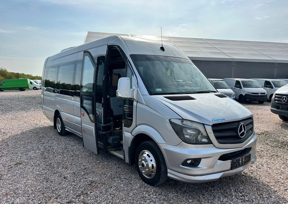 Mercedes-Benz Sprinter 519 - Minibussi, Pikkubussi: kuva Mercedes-Benz Sprinter 519 - Minibussi, Pikkubussi Mercedes-Benz Sprinter 519 - Minibussi, Pikkubussi: kuva Mercedes-Benz Sprinter 519 - Minibussi, Pikkubussi