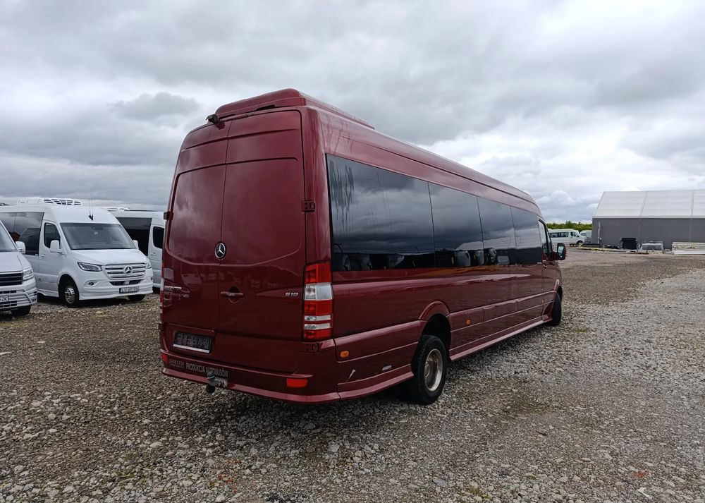 Mercedes-Benz Sprinter 519 - Minibussi, Pikkubussi: kuva Mercedes-Benz Sprinter 519 - Minibussi, Pikkubussi Mercedes-Benz Sprinter 519 - Minibussi, Pikkubussi: kuva Mercedes-Benz Sprinter 519 - Minibussi, Pikkubussi
