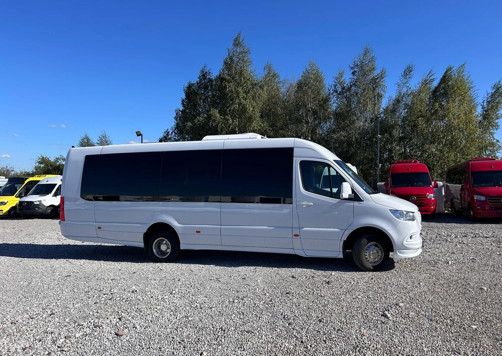 Mercedes-Benz Sprinter 519 - Minibussi, Pikkubussi: kuva Mercedes-Benz Sprinter 519 - Minibussi, Pikkubussi Mercedes-Benz Sprinter 519 - Minibussi, Pikkubussi: kuva Mercedes-Benz Sprinter 519 - Minibussi, Pikkubussi