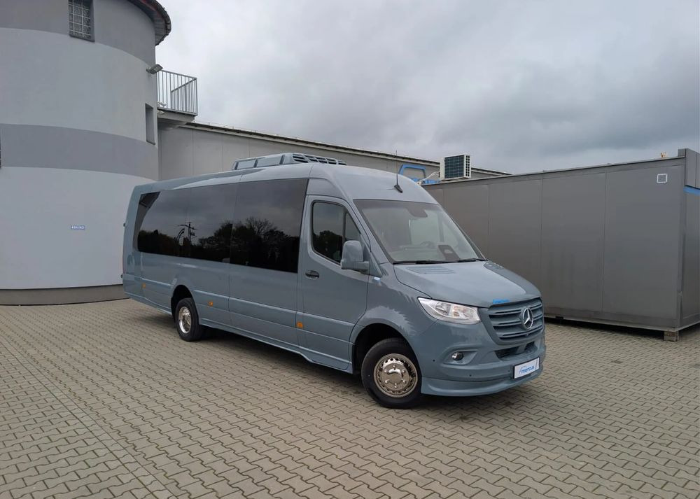 Mercedes-Benz Sprinter 519 - Minibussi, Pikkubussi: kuva Mercedes-Benz Sprinter 519 - Minibussi, Pikkubussi Mercedes-Benz Sprinter 519 - Minibussi, Pikkubussi: kuva Mercedes-Benz Sprinter 519 - Minibussi, Pikkubussi