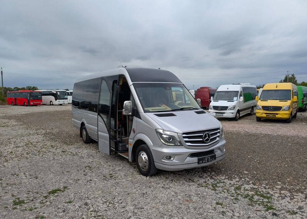 Mercedes-Benz Sprinter 519 - Minibussi, Pikkubussi: kuva Mercedes-Benz Sprinter 519 - Minibussi, Pikkubussi Mercedes-Benz Sprinter 519 - Minibussi, Pikkubussi: kuva Mercedes-Benz Sprinter 519 - Minibussi, Pikkubussi