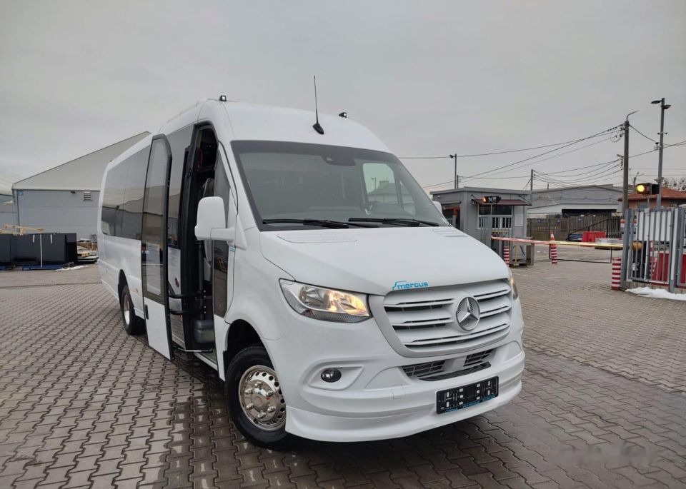 Mercedes-Benz Sprinter 519 - Minibussi, Pikkubussi: kuva Mercedes-Benz Sprinter 519 - Minibussi, Pikkubussi Mercedes-Benz Sprinter 519 - Minibussi, Pikkubussi: kuva Mercedes-Benz Sprinter 519 - Minibussi, Pikkubussi