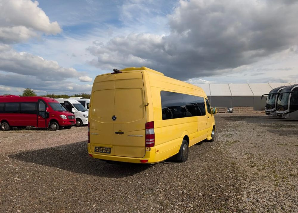 Mercedes-Benz Sprinter 519 - Minibussi, Pikkubussi: kuva  Mercedes-Benz Sprinter 519 - Minibussi, Pikkubussi Mercedes-Benz Sprinter 519 - Minibussi, Pikkubussi: kuva  Mercedes-Benz Sprinter 519 - Minibussi, Pikkubussi