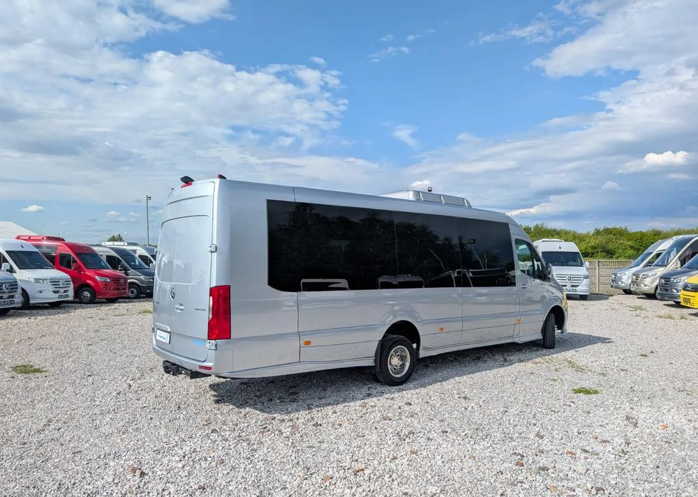 Mercedes-Benz Sprinter 519 - Minibussi, Pikkubussi: kuva Mercedes-Benz Sprinter 519 - Minibussi, Pikkubussi Mercedes-Benz Sprinter 519 - Minibussi, Pikkubussi: kuva Mercedes-Benz Sprinter 519 - Minibussi, Pikkubussi