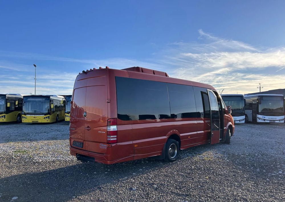 Mercedes-Benz Sprinter 519 - Minibussi, Pikkubussi: kuva Mercedes-Benz Sprinter 519 - Minibussi, Pikkubussi Mercedes-Benz Sprinter 519 - Minibussi, Pikkubussi: kuva Mercedes-Benz Sprinter 519 - Minibussi, Pikkubussi